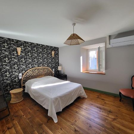 Gîte PRAT NAOU - PYRENNEES ARIEGEOISES Taurignan-Vieux Exterior foto